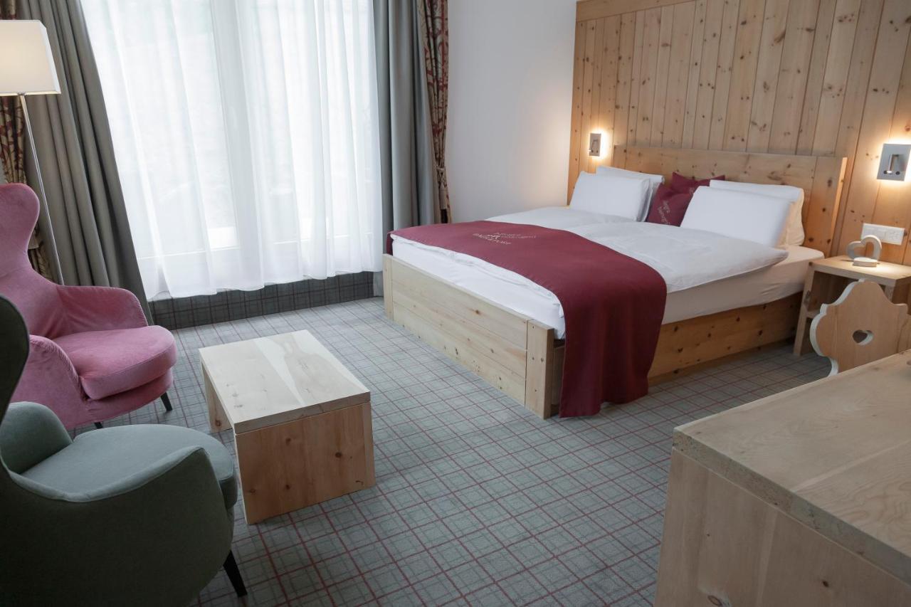 Hotel Baer & Post Zernez