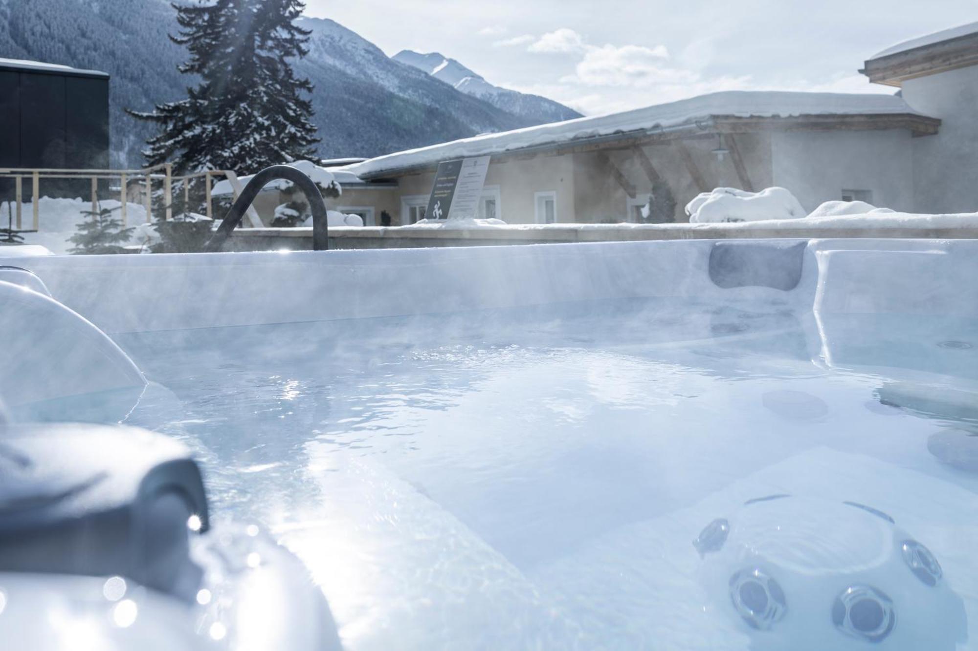 Baer & Post Hotel Zernez